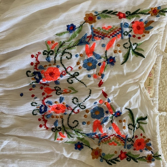 Floral peasant style top - Picture 3 of 4